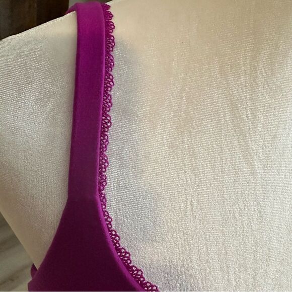 Victoria' Secret‎ Padded Perfect Coverage Bra Size 34DD Raspberry - Picture 9 of 9